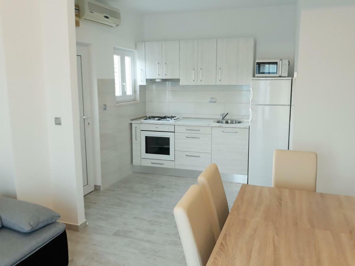 Apartmani Vinko Bol Buitenkant foto