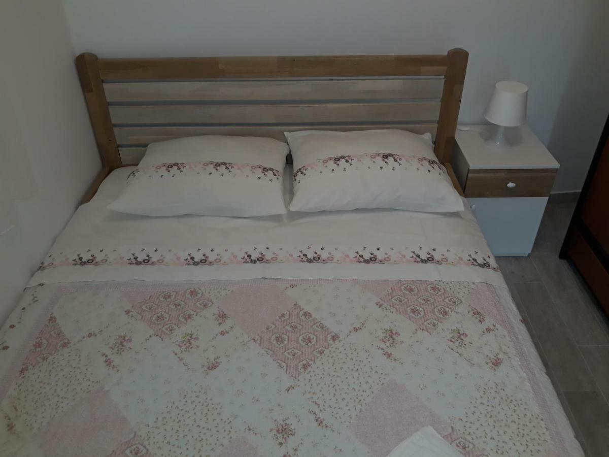 Apartmani Vinko Bol Buitenkant foto