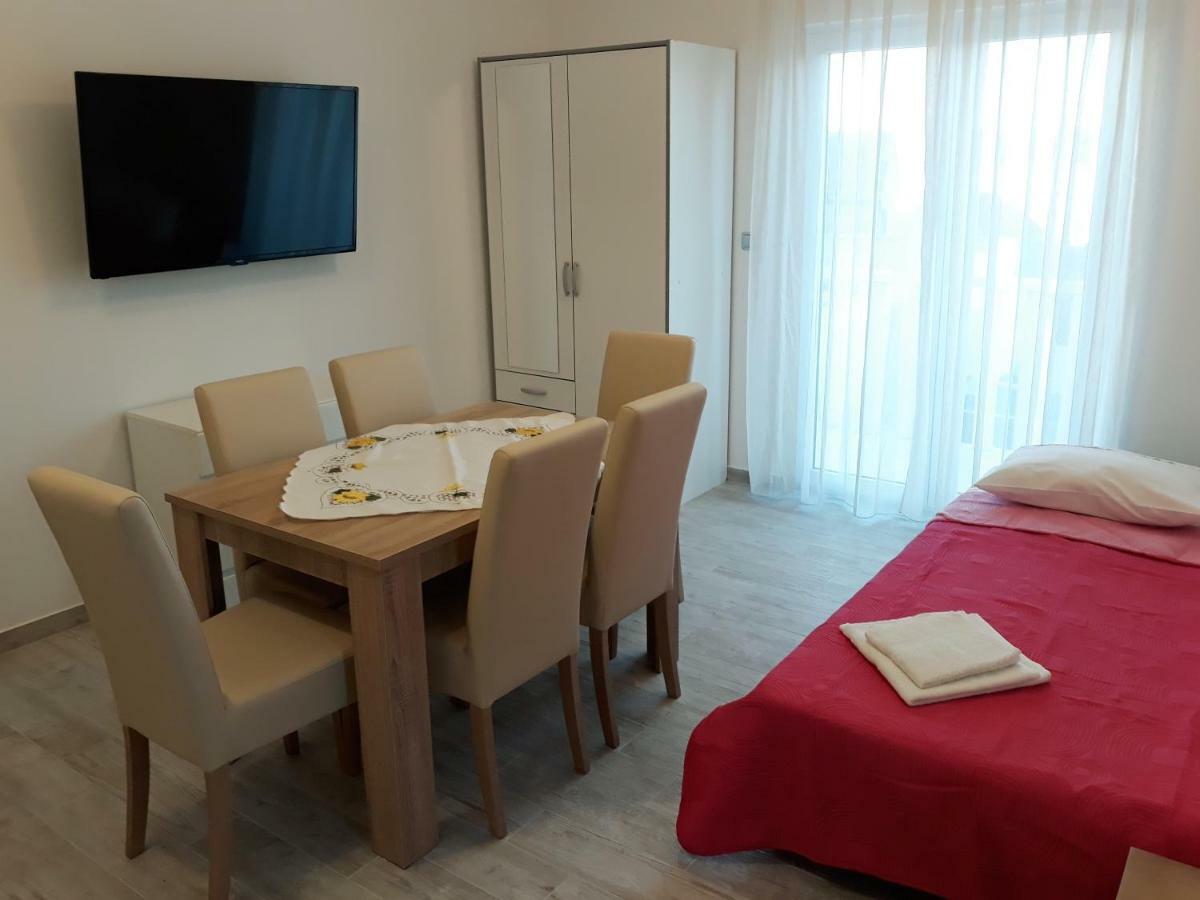 Apartmani Vinko Bol Buitenkant foto