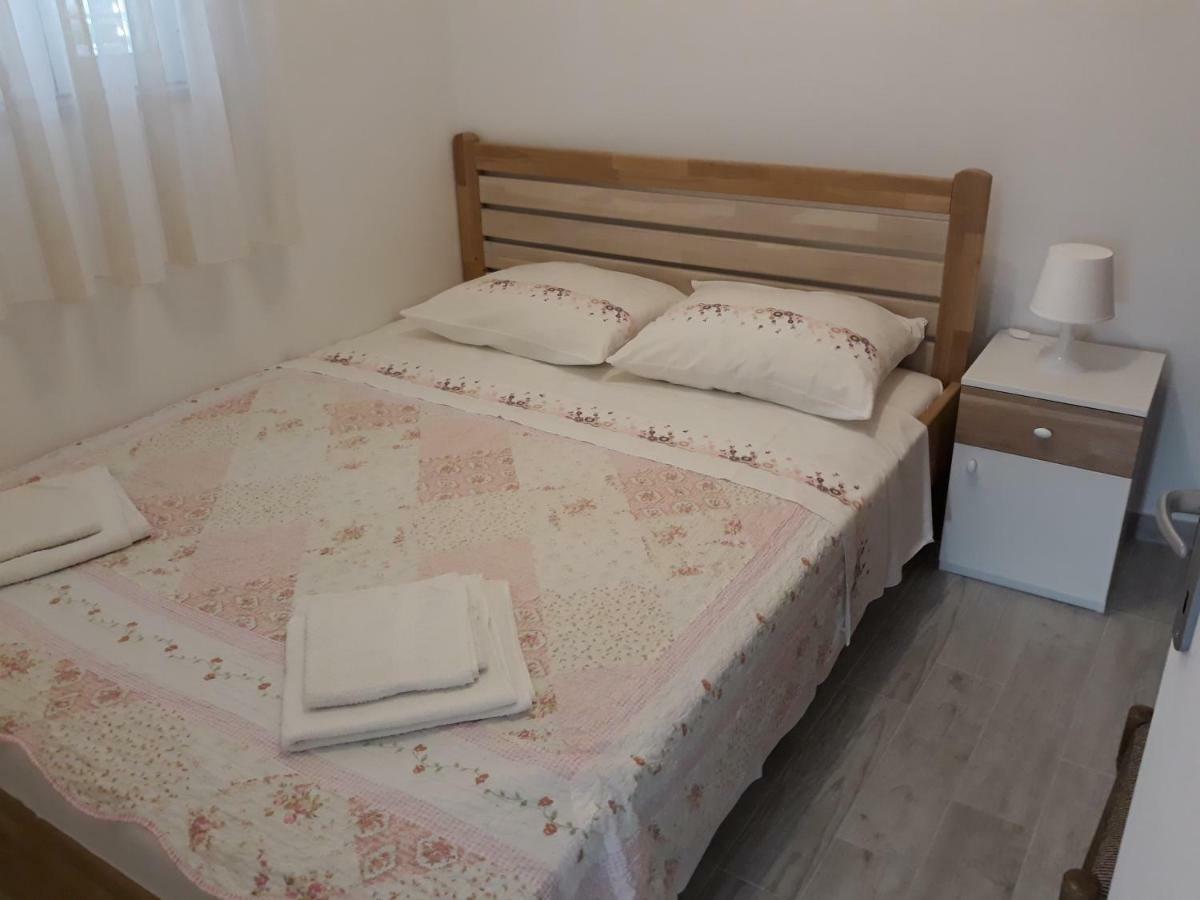 Apartmani Vinko Bol Buitenkant foto